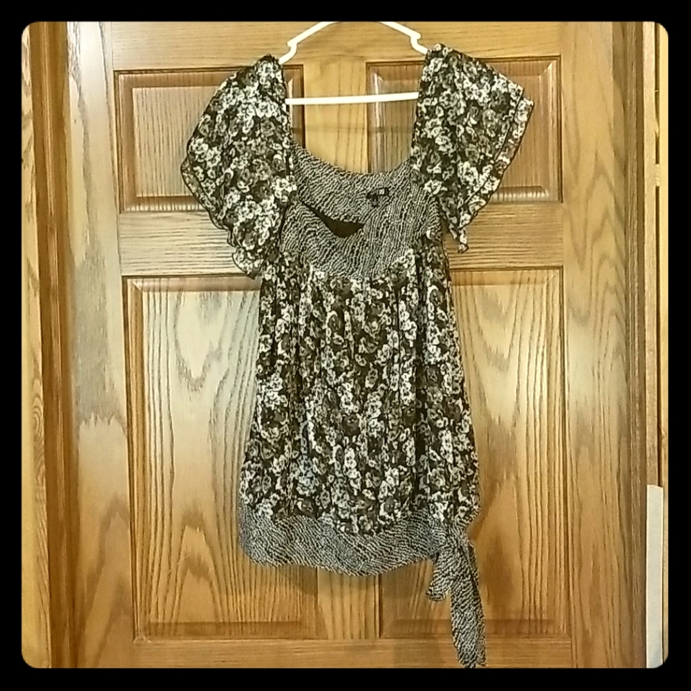 APT. 9 Brown & White Floral Blouse